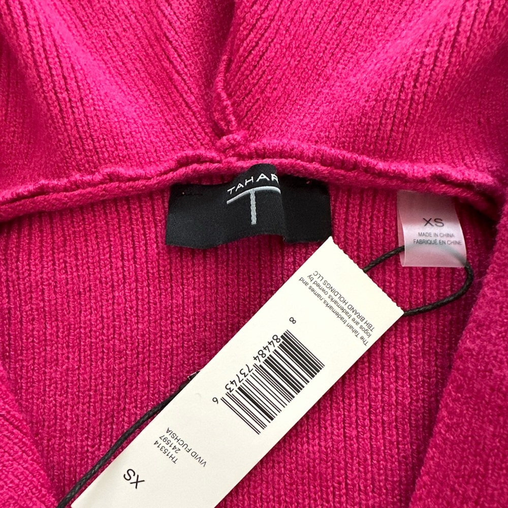 Tahari hoodie sweater size Xsmall - Picture 3 of 8